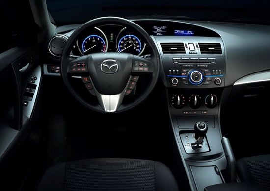 [新车谍报]新马自达3内饰曝光 立式液晶屏